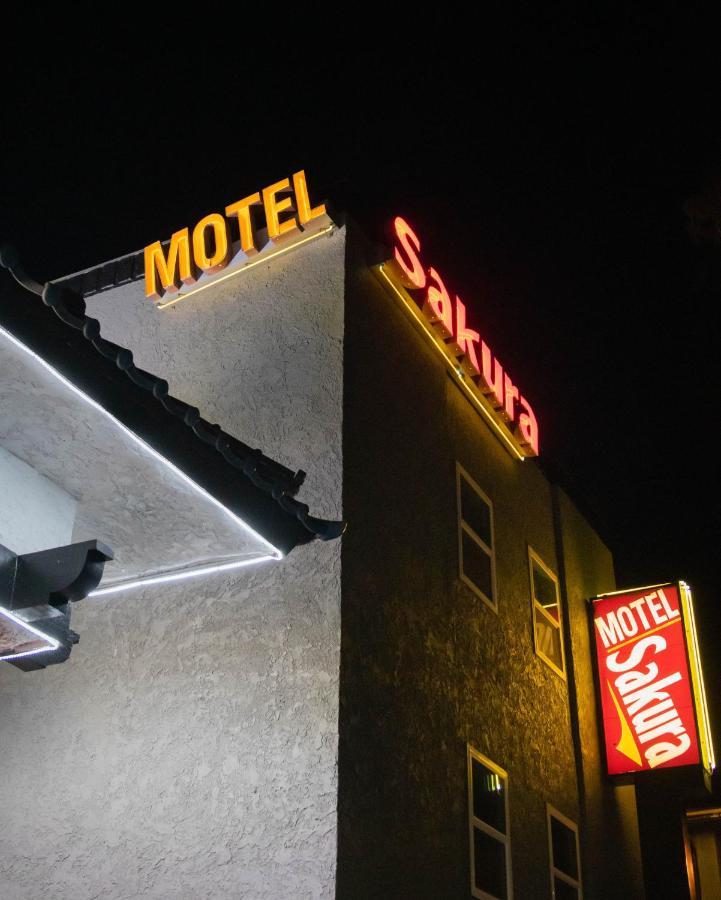 Motel Sakura Glendale Exterior foto